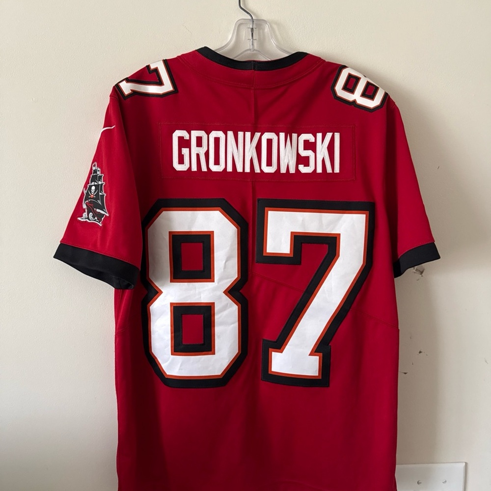 NFL Men's Red Buccaneers Jersey - Picture 6 of 6